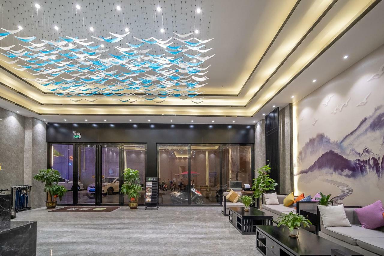 Zhongshan Bafei Hotel Exterior photo